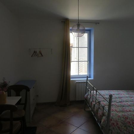 Auberge De La Petite Casserole Revest-des-Brousses エクステリア 写真